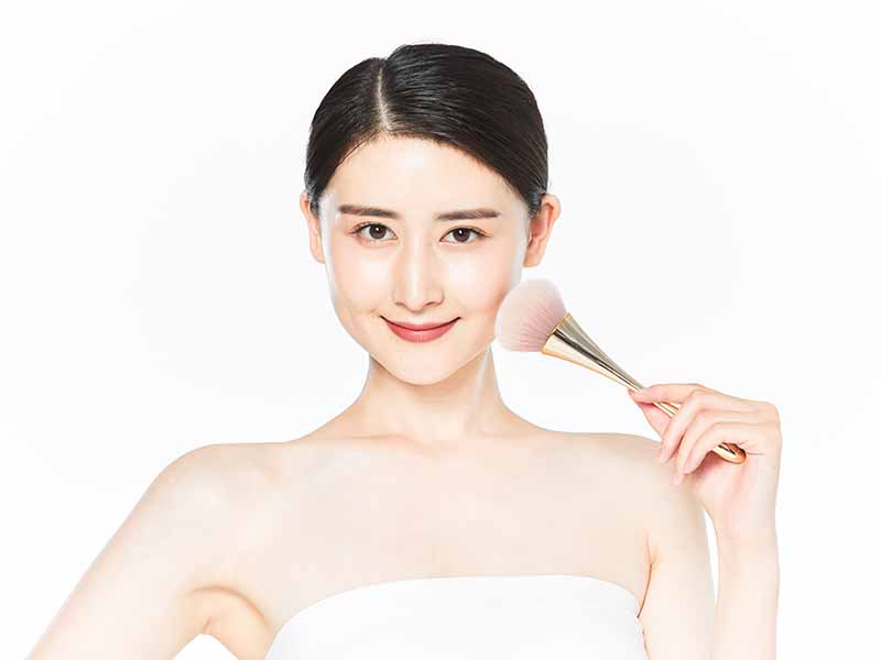 在郑州什么样的人比较适合学化妆?